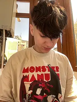 Snapshot of ravenryx chatting on 04/17/26, 10:51 ravenryx online show from 04/17/26, 10:51