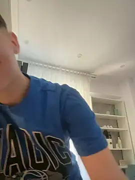 Snapshot of ravenryx chatting on 04/18/26, 11:03 ravenryx online show from 04/18/26, 11:03