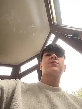 Snapshot of ravenryx chatting on 04/21/26, 11:27 ravenryx online show from 04/21/26, 11:27