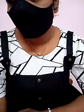 Snapshot of Ammu14399 chatting on 04/03/26, 05:49 Ammu14399 online show from 04/03/26, 05:49