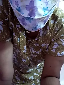 Snapshot of Ammu14399 chatting on 04/27/26, 07:39 Ammu14399 online show from 04/27/26, 07:39