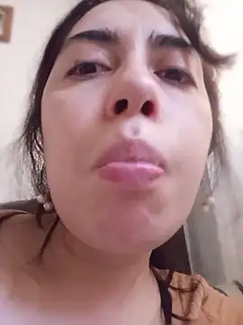 Snapshot of darkgodessone chatting on 03/29/26, 01:22 darkgodessone online show from 03/29/26, 01:22