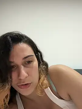 Snapshot of joanaguerreiru chatting on 03/20/26, 11:20 joanaguerreiru online show from 03/20/26, 11:20