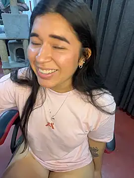 Snapshot of Minico25 chatting on 04/09/26, 01:38 Minico25 online show from 04/09/26, 01:38