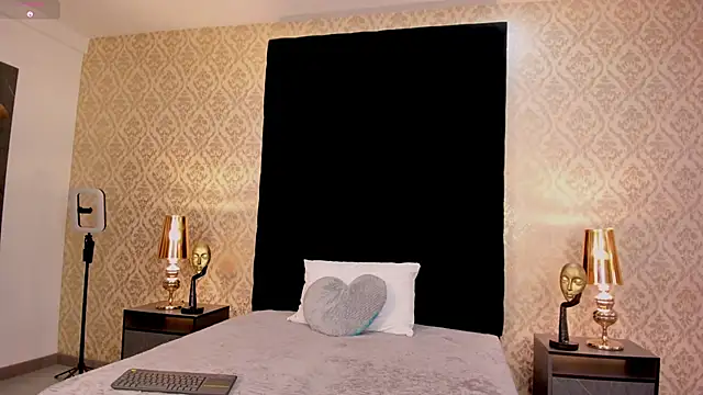 TanyaCastello online show from 02/04/26, 03:56