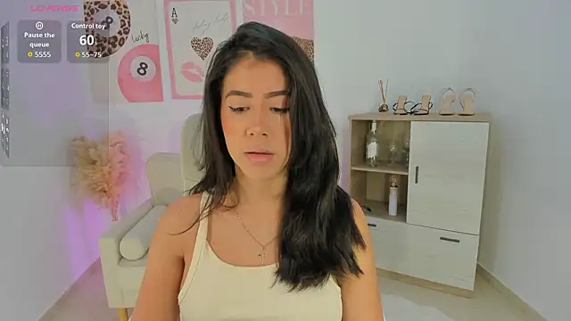 Snapshot of Sussan_Monroe chatting on 03/15/26, 12:11 Sussan Monroe online show from 03/15/26, 12:11