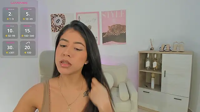 Snapshot of Sussan_Monroe chatting on 03/18/26, 11:19 Sussan Monroe online show from 03/18/26, 11:19