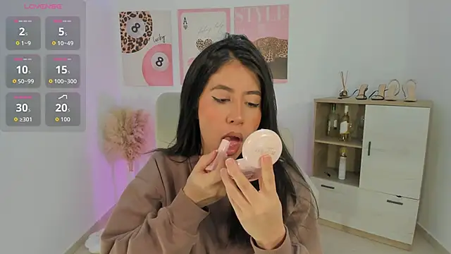 Snapshot of Sussan_Monroe chatting on 04/10/26, 09:47 Sussan Monroe online show from 04/10/26, 09:47