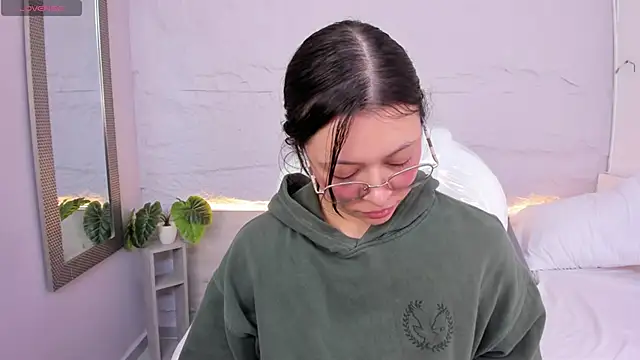 Snapshot of lanna_18_ chatting on 05/23/26, 11:36 lanna 18 online show from 05/23/26, 11:36