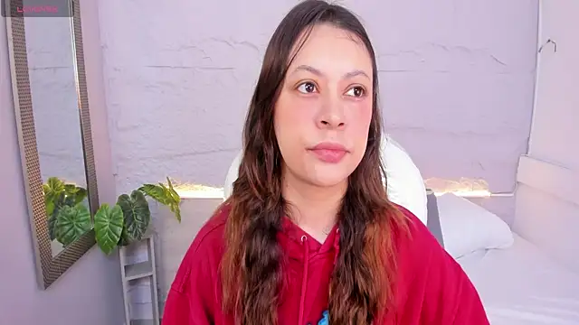 Snapshot of lanna_18_ chatting on 06/12/26, 11:53 lanna 18 online show from 06/12/26, 11:53