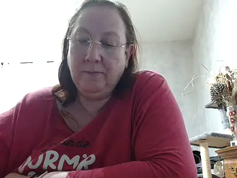 Snapshot of xmyriamx chatting on 03/17/26, 08:34 xmyriamx online show from 03/17/26, 08:34