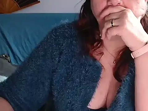 Snapshot of xmyriamx chatting on 03/28/26, 09:42 xmyriamx online show from 03/28/26, 09:42