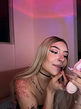 Snapshot of alesziarose_ chatting on 01/15/26, 12:15 alesziarose online show from 01/15/26, 12:15