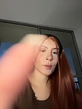 alesziarose  online show from 02/12/26, 11:22