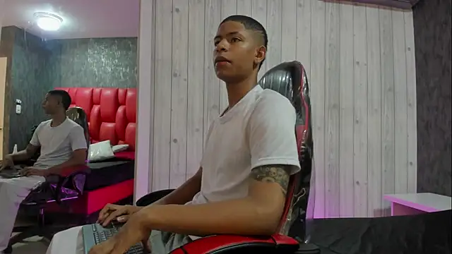 Snapshot of _erick_j chatting on 03/25/26, 08:04 erick j online show from 03/25/26, 08:04