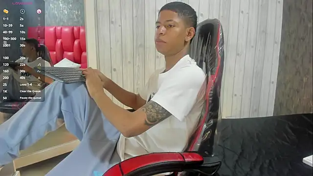 Snapshot of _erick_j chatting on 04/11/26, 08:35 erick j online show from 04/11/26, 08:35