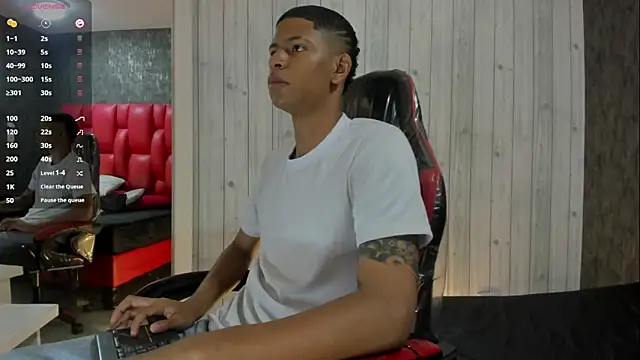 Snapshot of _erick_j chatting on 04/16/26, 08:31 erick j online show from 04/16/26, 08:31