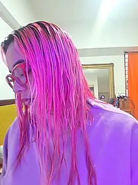 Snapshot of Nova-Satela chatting on 01/15/26, 07:28 Nova-Satela online show from 01/15/26, 07:28