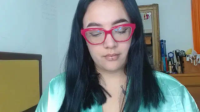 Snapshot of Nova-Satela chatting on 02/25/26, 06:06 Nova-Satela online show from 02/25/26, 06:06