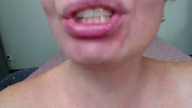 Snapshot of _Sweet_Dream_ chatting on 10/14/25, 04:57  Sweet Dream  online show from 10/14/25, 04:57