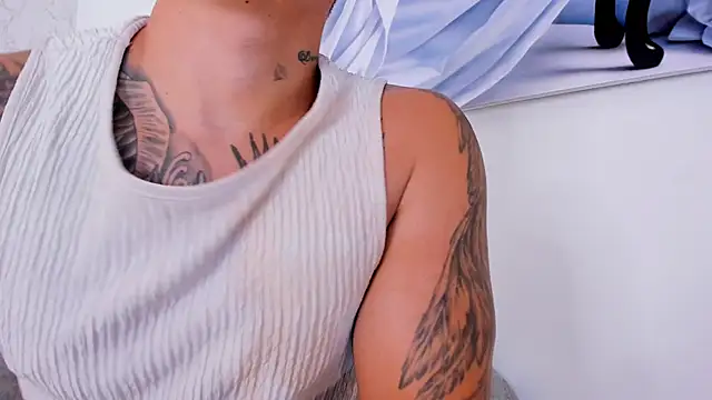 Snapshot of MassimoCo_ chatting on 02/07/26, 09:02 MassimoCo online show from 02/07/26, 09:02