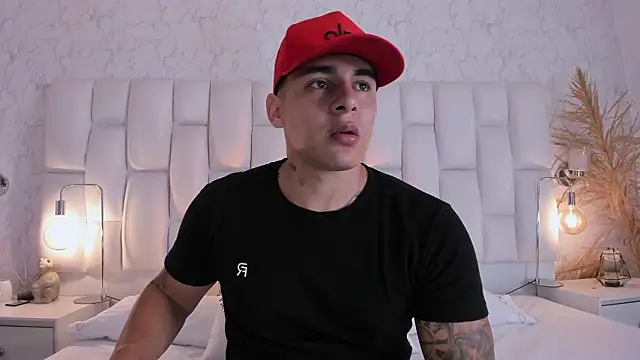 Snapshot of MassimoCo_ chatting on 03/14/26, 12:06 MassimoCo online show from 03/14/26, 12:06