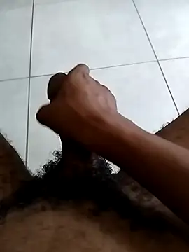 Snapshot of SkinnyDick26 chatting on 02/14/26, 07:27 SkinnyDick26 online show from 02/14/26, 07:27