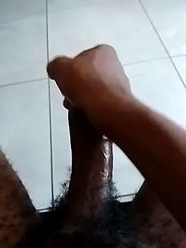 Snapshot of SkinnyDick26 chatting on 02/19/26, 09:38 SkinnyDick26 online show from 02/19/26, 09:38