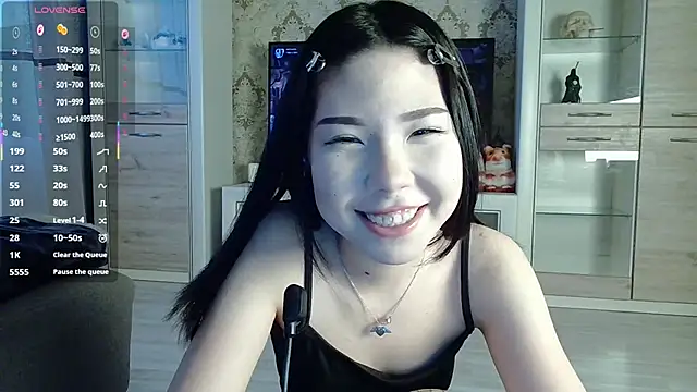 Snapshot of AprilOnilll chatting on 02/18/26, 08:54 AprilOnilll online show from 02/18/26, 08:54