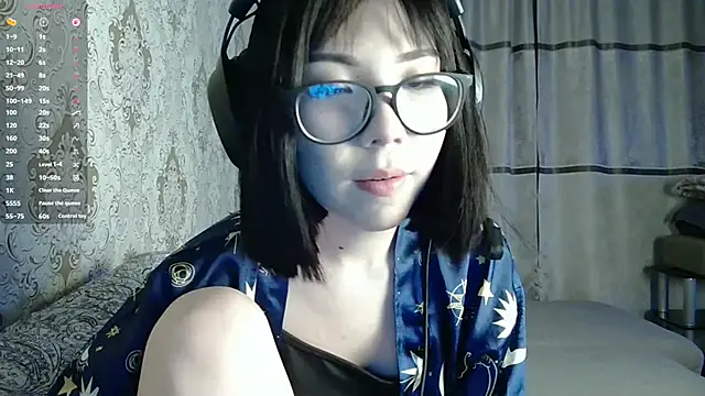 Snapshot of AprilOnilll chatting on 03/20/26, 05:07 AprilOnilll online show from 03/20/26, 05:07