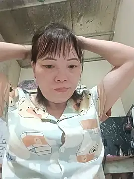 Snapshot of Sana-vn chatting on 06/19/26, 05:34 Sana-vn online show from 06/19/26, 05:34
