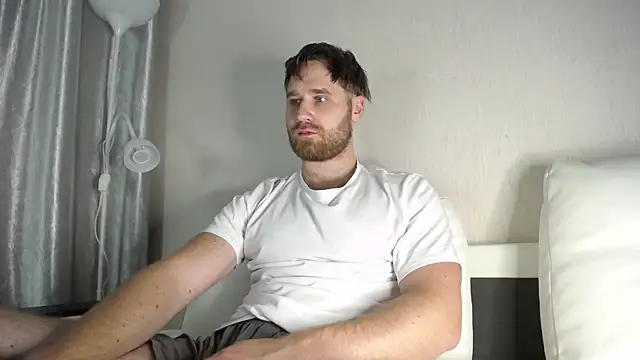 Snapshot of LorenzoLux chatting on 10/12/25, 05:45 LorenzoLux online show from 10/12/25, 05:45