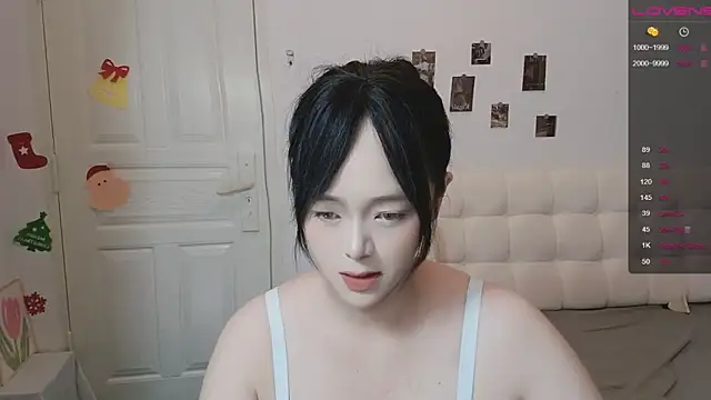 Snapshot of sunny-ly chatting on 03/06/26, 02:46 sunny-ly online show from 03/06/26, 02:46