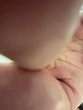 Snapshot of sunny-ly chatting on 03/25/26, 03:40 sunny-ly online show from 03/25/26, 03:40