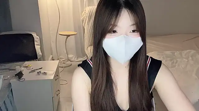 Snapshot of _xiaoxinxin_ chatting on 06/21/26, 11:57 xiaoxinxin online show from 06/21/26, 11:57