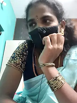 Tamil Hot Trisha online show from 01/17/26, 04:43