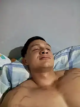 Snapshot of jhoel-zami26 chatting on 04/19/26, 10:34 jhoel-zami26 online show from 04/19/26, 10:34