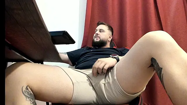 Snapshot of ashtondel chatting on 02/07/26, 10:08 ashtondel online show from 02/07/26, 10:08