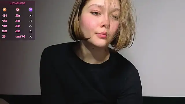 Snapshot of Lady___Bird chatting on 03/20/26, 07:19 Lady Bird online show from 03/20/26, 07:19