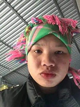 Minhkhue121 online show from 01/08/26, 08:16