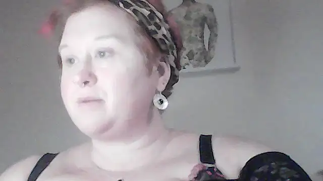 BustyRedxx online show from 03/02/26, 11:28