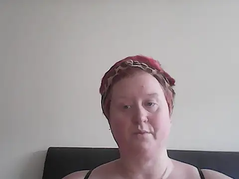 BustyRedxx online show from 05/07/26, 10:42