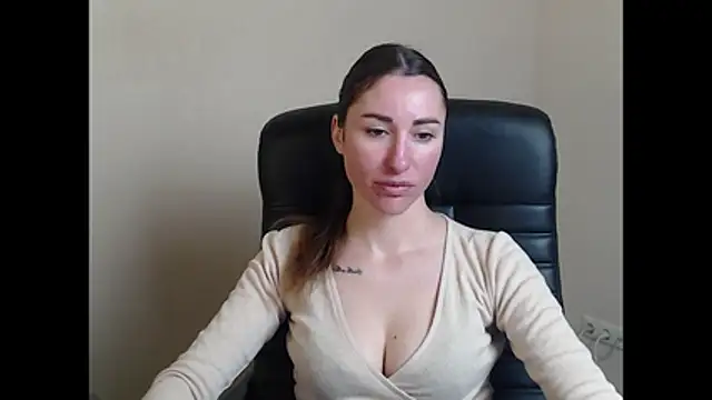 cammila horn online show from 02/04/26, 06:41