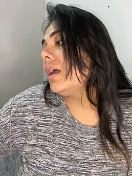 Snapshot of Bigbooty_sex chatting on 04/21/26, 01:17 Bigbooty sex online show from 04/21/26, 01:17