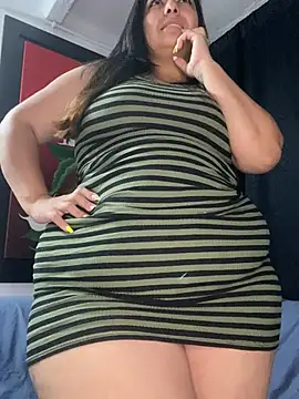Snapshot of Bigbooty_sex chatting on 06/16/26, 03:36 Bigbooty sex online show from 06/16/26, 03:36