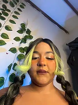 Isabella Belmont online show from 02/19/26, 04:41