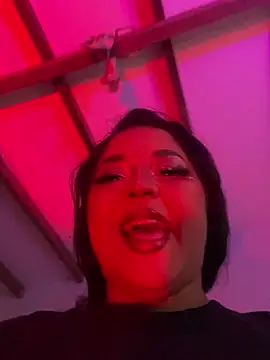 Isabella Belmont online show from 02/24/26, 07:17