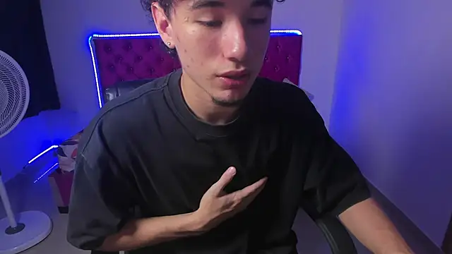 Snapshot of jean_burns chatting on 03/04/26, 07:31 jean burns online show from 03/04/26, 07:31