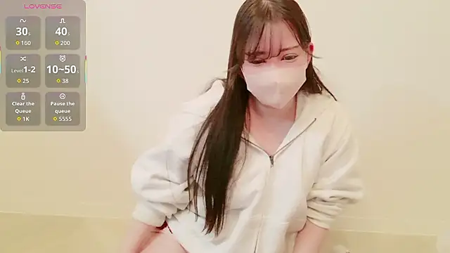 Snapshot of Mayu_000 chatting on 02/18/26, 12:12 Mayu 000 online show from 02/18/26, 12:12