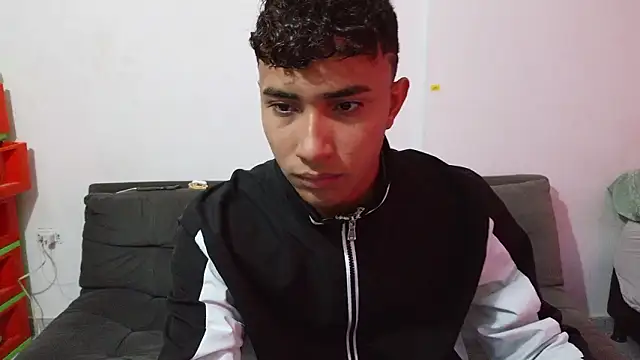 Snapshot of naugthy_boy88 chatting on 01/16/26, 07:40 naugthy boy88 online show from 01/16/26, 07:40